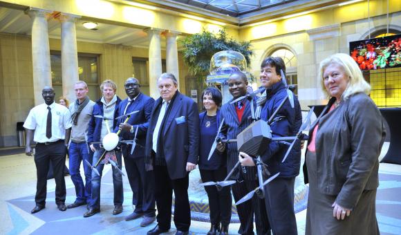 La team de World Drone Academy et ses invités Africains